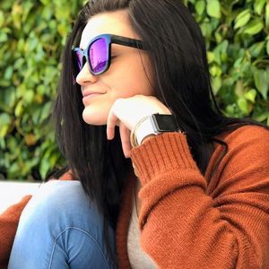 Meet your Posher, Brooke